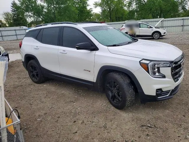 2024 GMC TERRAIN AT4  