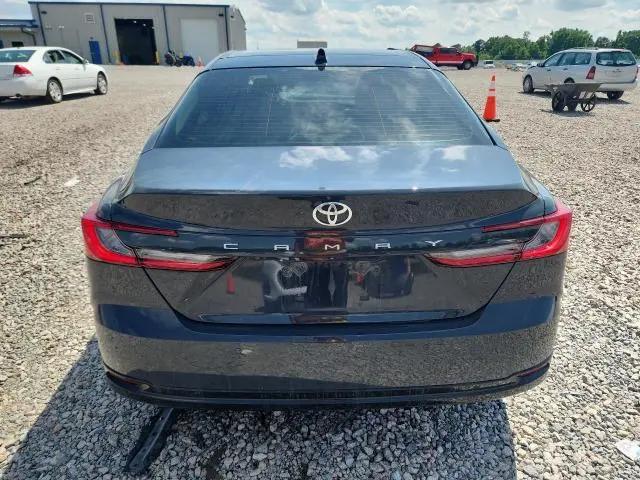 2025 TOYOTA CAMRY XLE  
