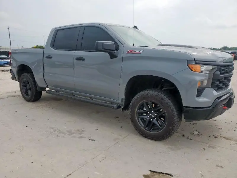 2024 CHEVROLET SILVERADO K1500 TRAIL BOSS CUSTOM  