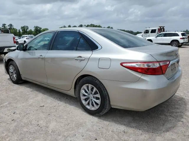 2016 TOYOTA CAMRY LE  