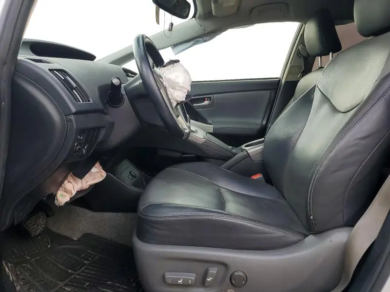 2015 TOYOTA PRIUS FOUR  