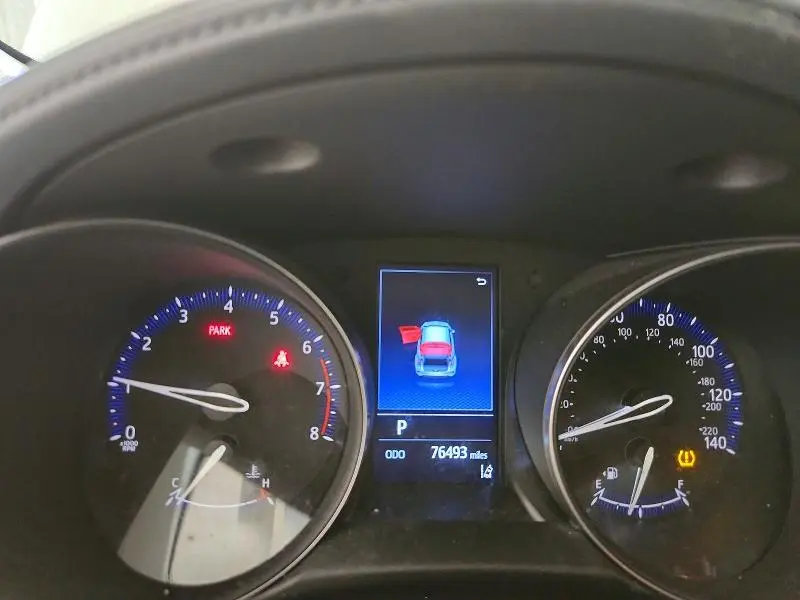 2021 TOYOTA C-HR LE  