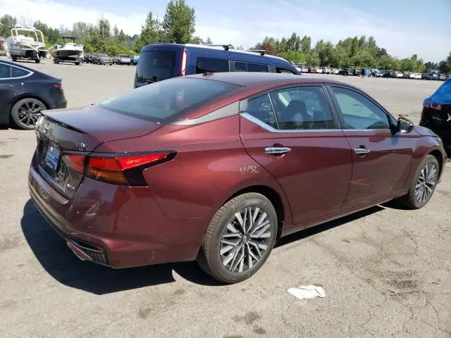 2024 NISSAN ALTIMA SV  