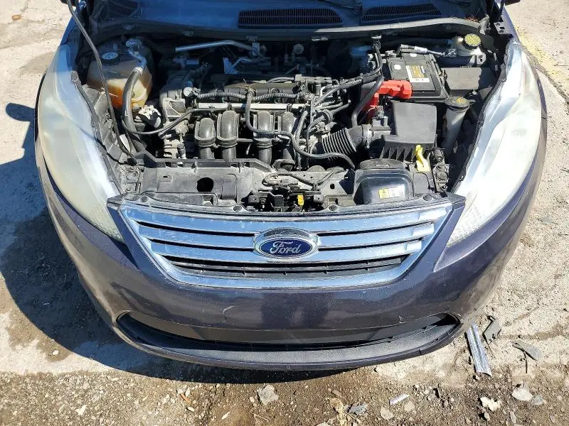 2013 FORD FIESTA SE  