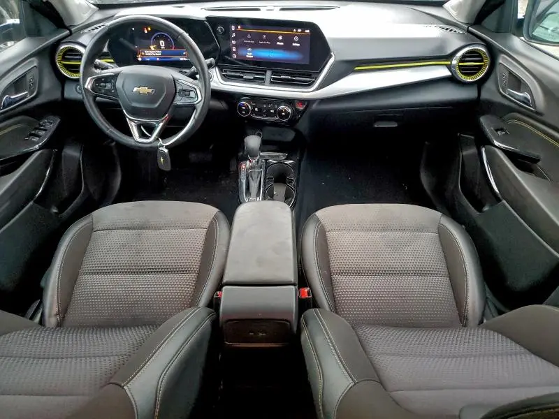 2025 CHEVROLET TRAX 1LT  