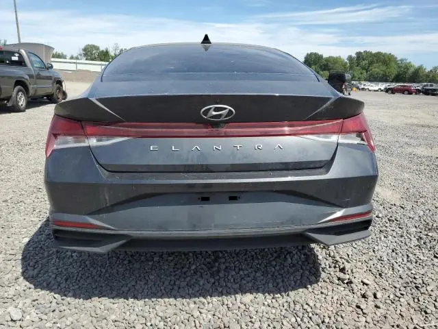 2021 HYUNDAI ELANTRA SEL  