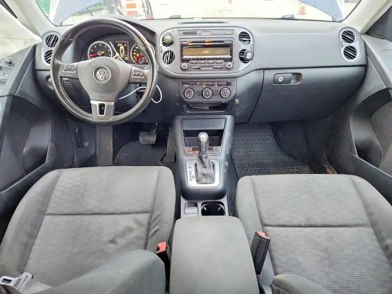 2013 VOLKSWAGEN TIGUAN S  