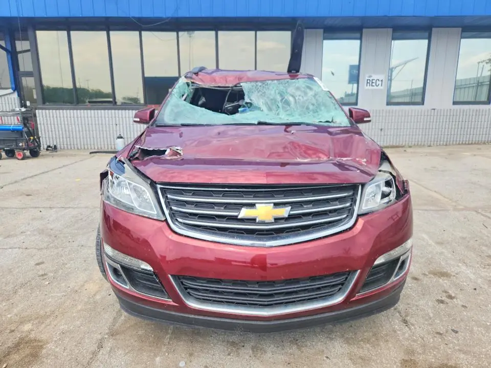 2017 CHEVROLET TRAVERSE LT  