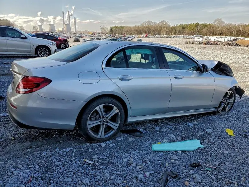 2018 MERCEDES-BENZ E 300  