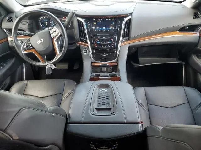 2016 CADILLAC ESCALADE LUXURY  