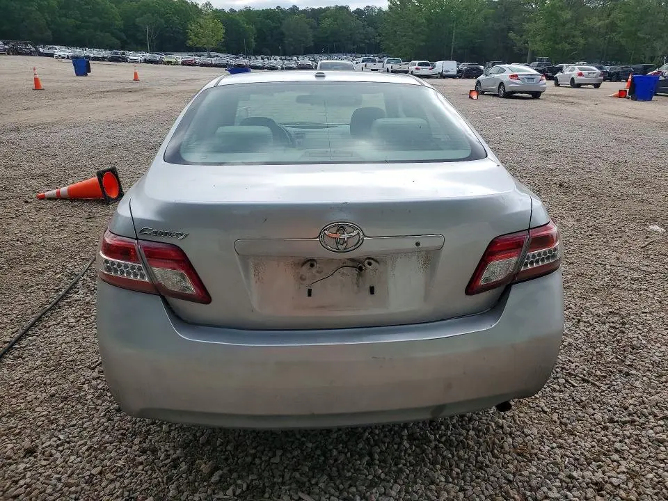 2011 TOYOTA CAMRY BASE  