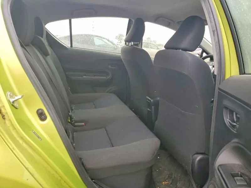 2015 TOYOTA PRIUS C   