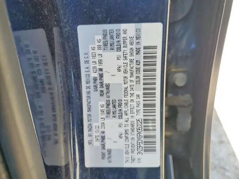 2023 MAZDA 3 PREMIUM  