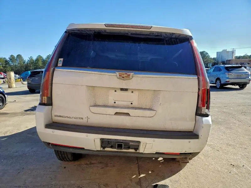 2018 CADILLAC ESCALADE LUXURY  