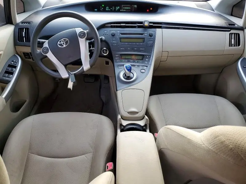 2010 TOYOTA PRIUS II  