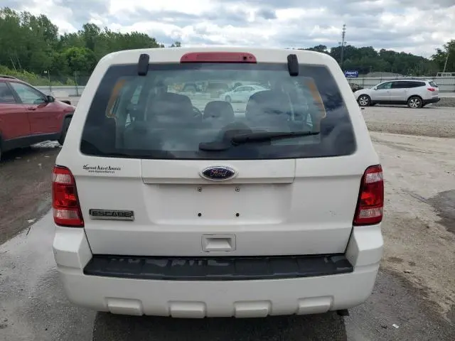 2011 FORD ESCAPE XLS  