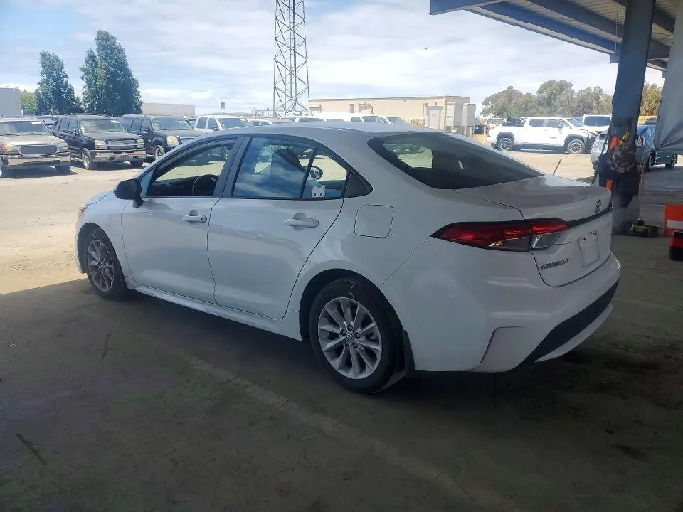 2022 TOYOTA COROLLA LE  