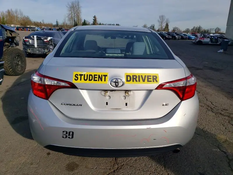 2015 TOYOTA COROLLA   