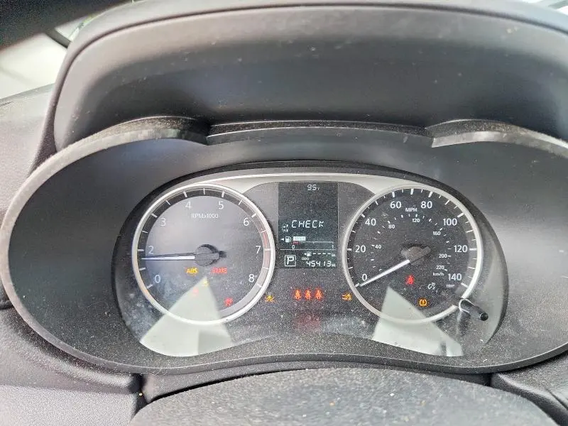 2023 NISSAN VERSA S  