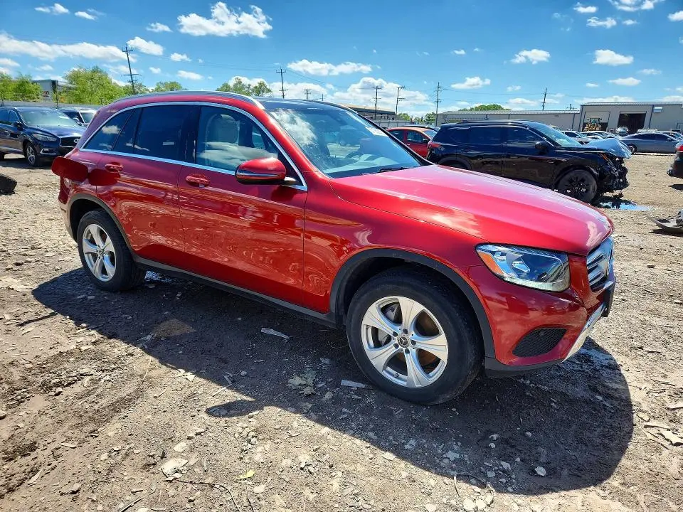 2017 MERCEDES-BENZ GLC 300  