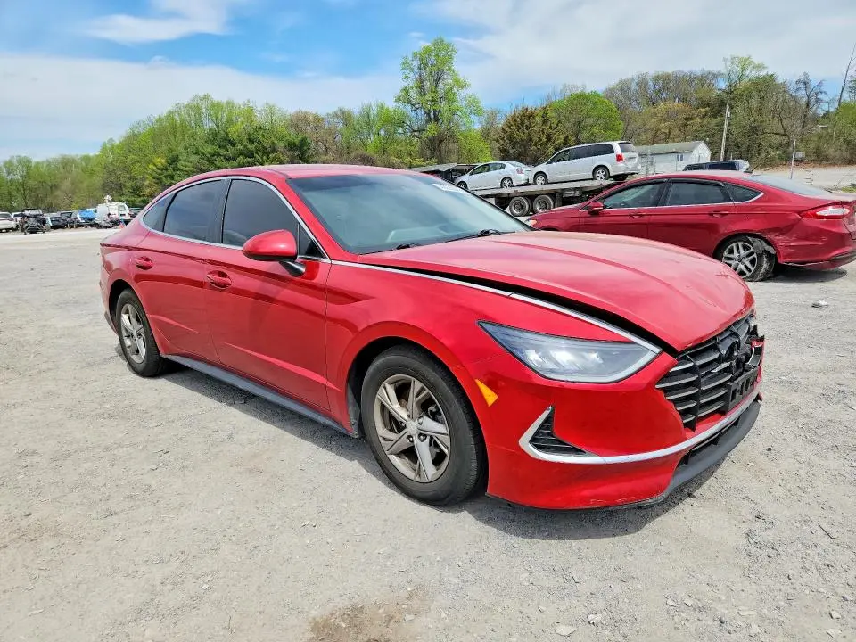 2021 HYUNDAI SONATA SE  