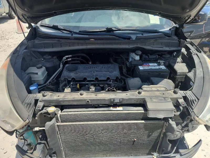 2011 HYUNDAI TUCSON GLS  