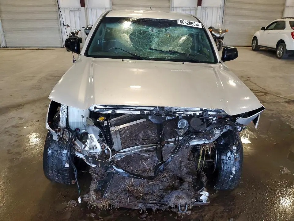 2012 TOYOTA TACOMA V6  