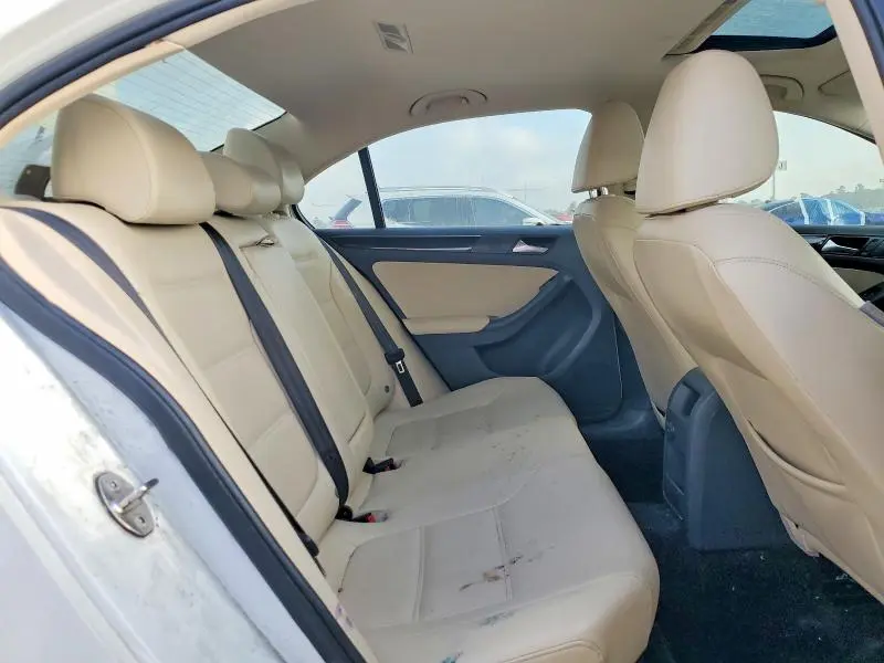 2017 VOLKSWAGEN JETTA SEL  