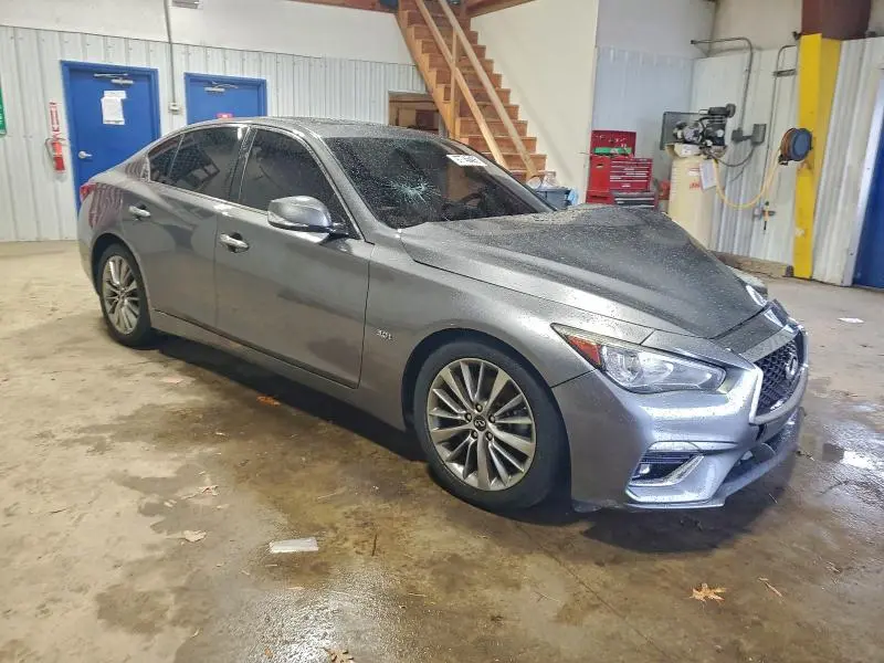 2019 INFINITI Q50 LUXE  