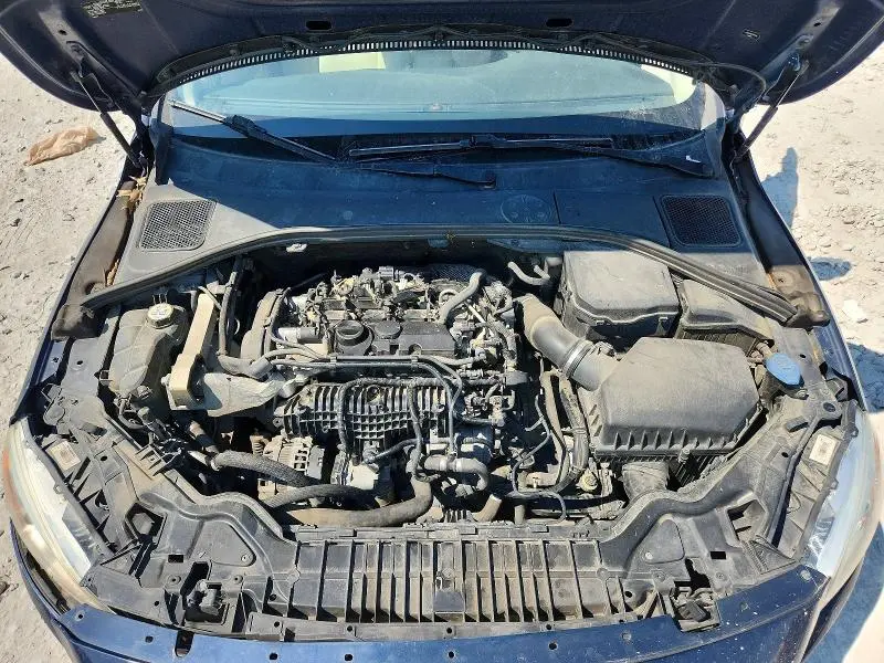 2015 VOLVO S60 PREMIER  