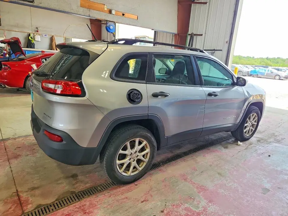 2015 JEEP CHEROKEE SPORT  