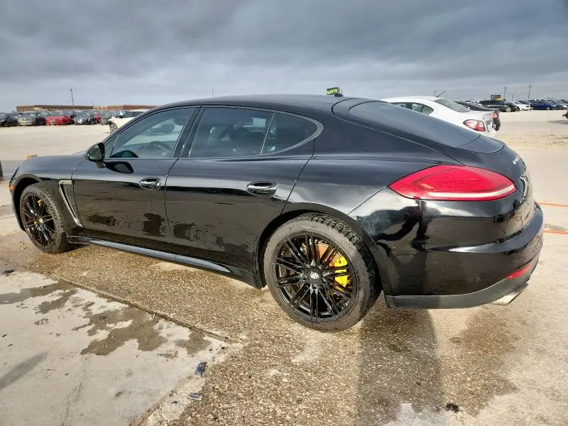 2015 PORSCHE PANAMERA 2  