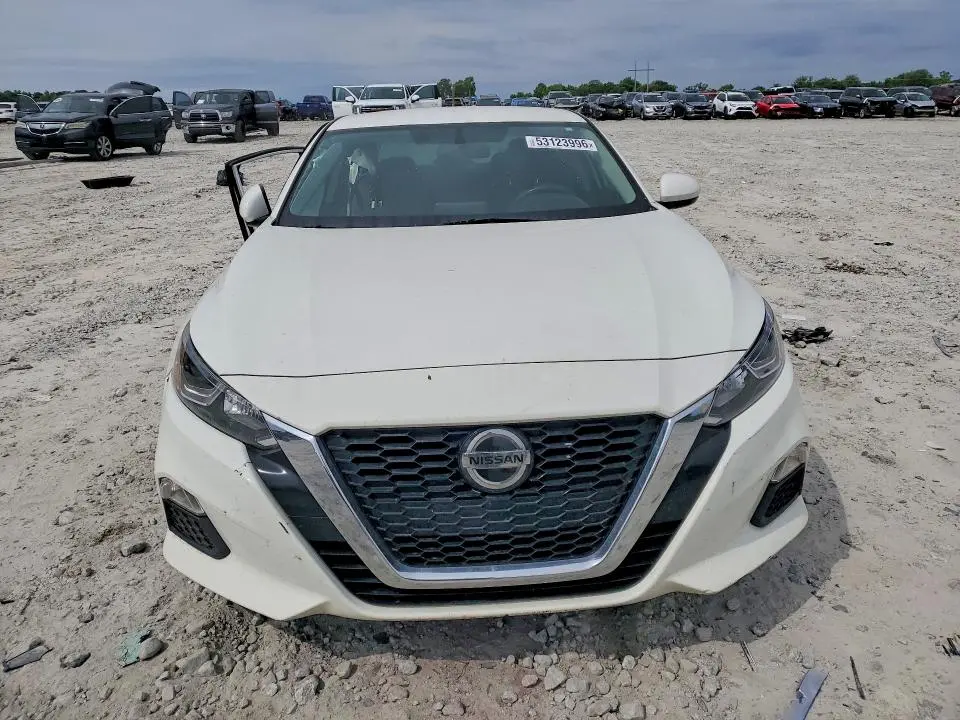 2019 NISSAN ALTIMA S  
