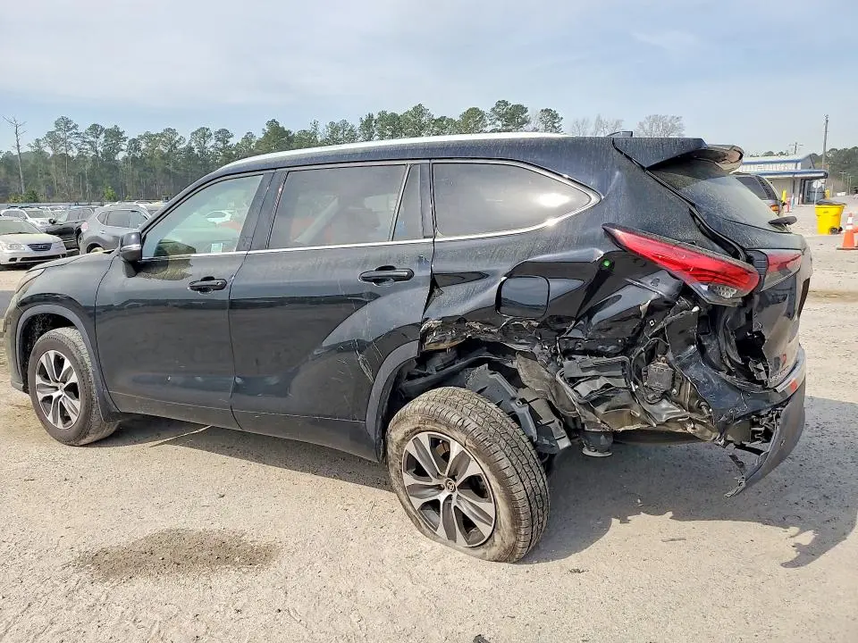 2020 TOYOTA HIGHLANDER   