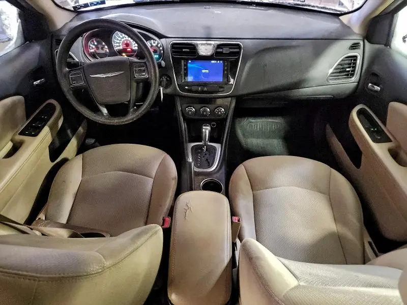 2014 CHRYSLER 200 LX  