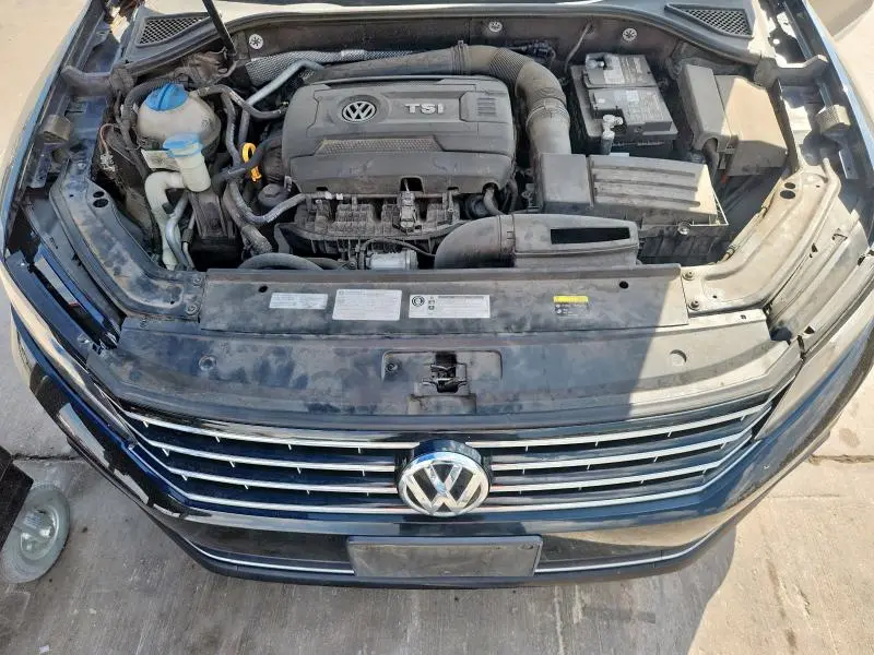2016 VOLKSWAGEN PASSAT S  