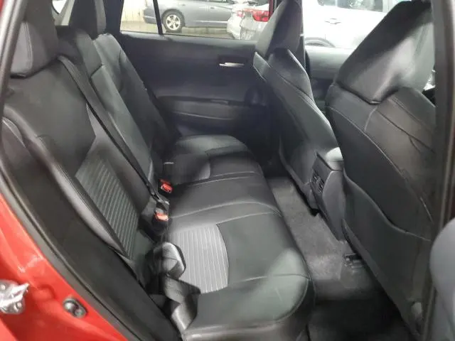 2025 TOYOTA COROLLA CROSS SE  