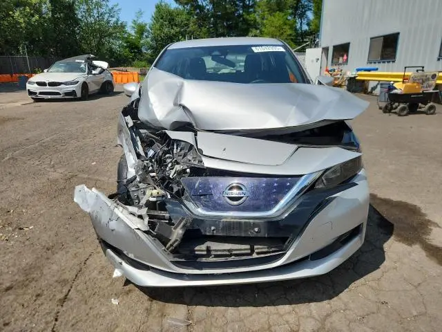 2022 NISSAN LEAF SV  