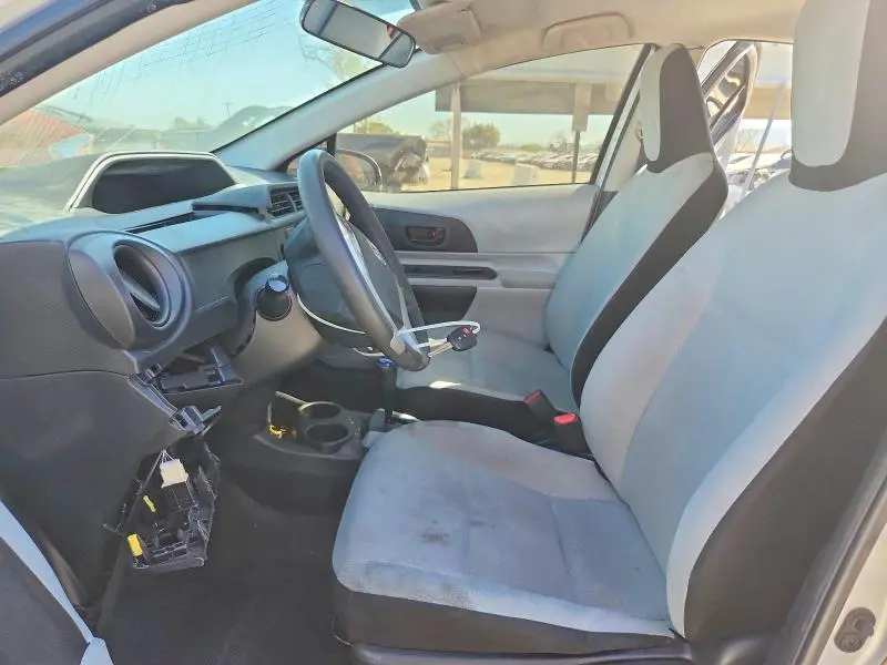 2014 TOYOTA PRIUS C ONE  