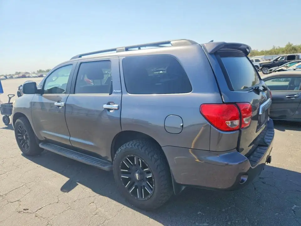 2016 TOYOTA SEQUOIA PLATINUM  