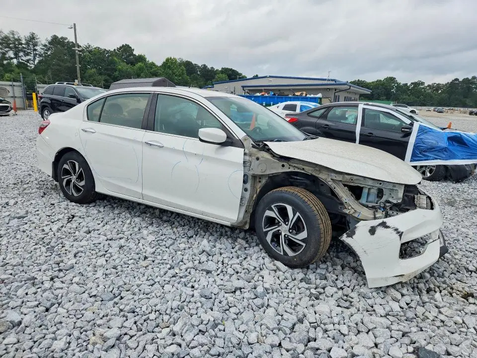 2017 HONDA ACCORD LX  