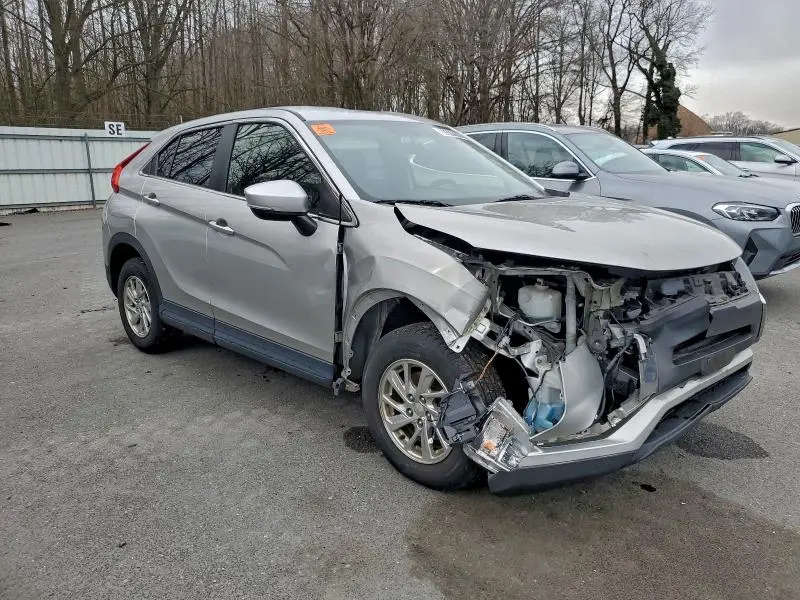 2019 MITSUBISHI ECLIPSE CROSS ES  