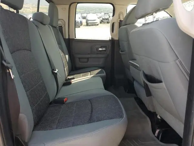2013 RAM 1500 SLT  