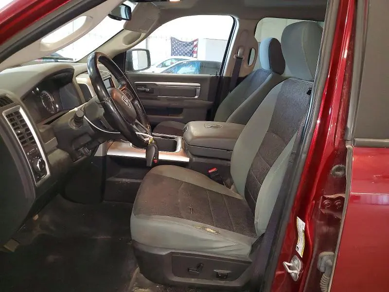 2018 RAM 1500 SLT  