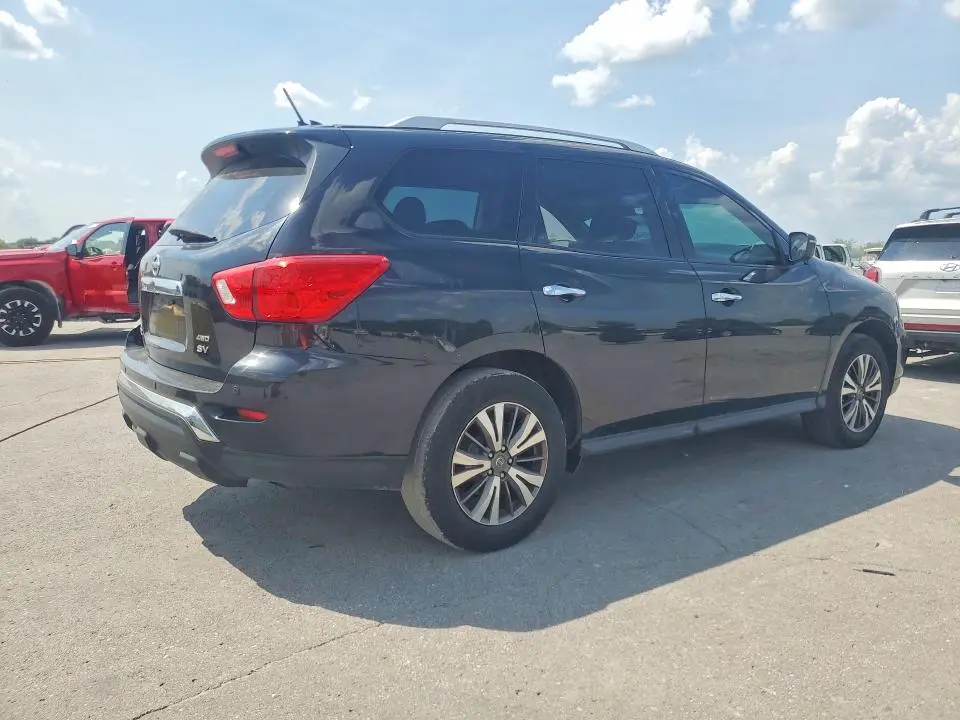 2018 NISSAN PATHFINDER SV  