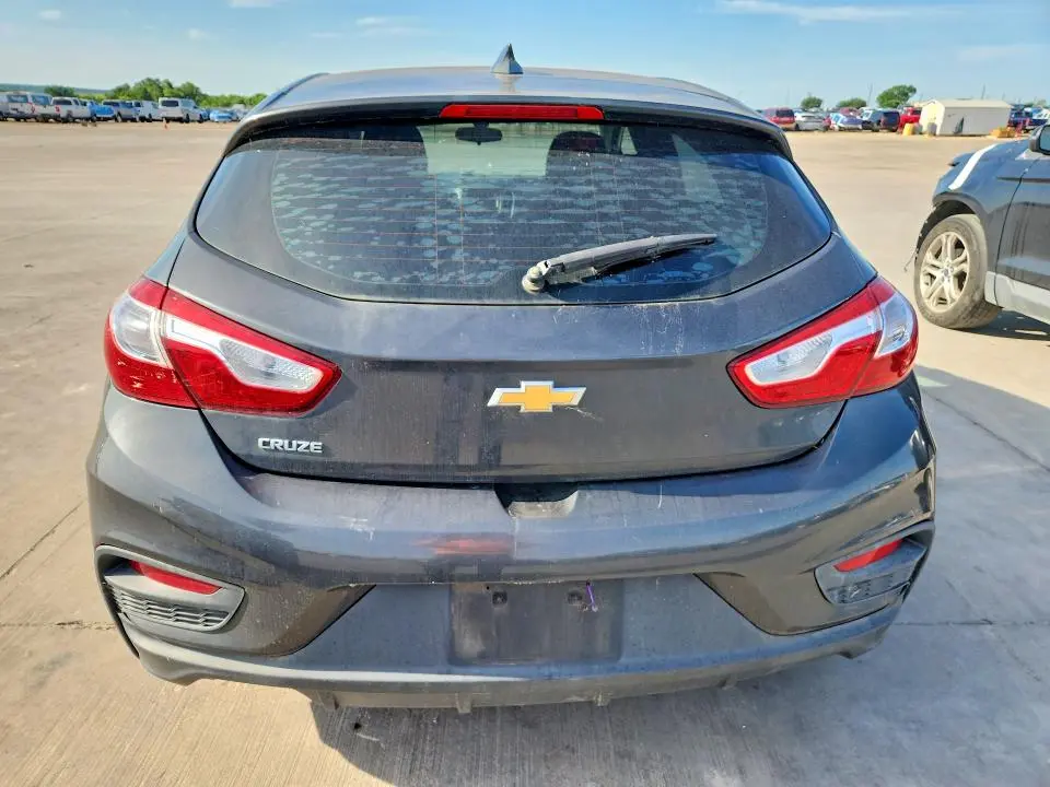 2017 CHEVROLET CRUZE LT  