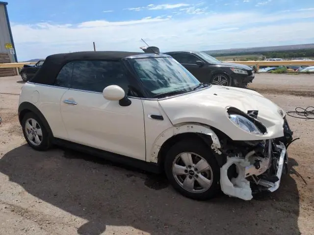 2018 MINI COOPER   