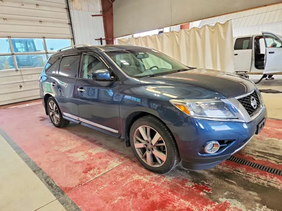 2016 NISSAN PATHFINDER PLATINUM  
