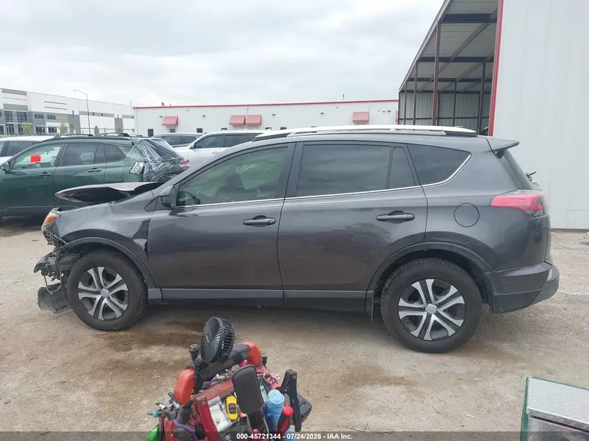 2018 TOYOTA RAV4 LE