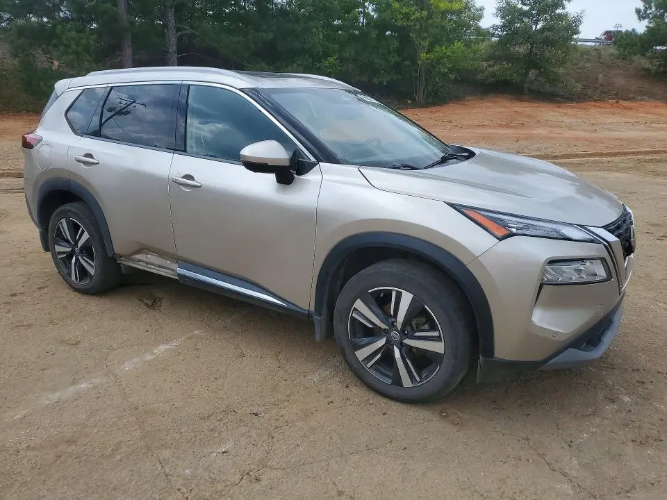 2021 NISSAN ROGUE SL  
